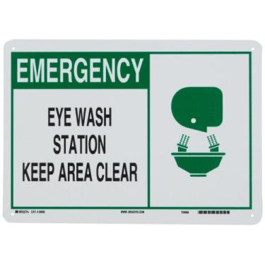 Imagem de Brady 26582 25,4 cm de altura, 35,5 cm de largura, plástico B-401, sinal de alerta de primeiros socorros cor verde e preto sobre branco, legenda "Emergência, estação de lavagem ocular mantenha a área