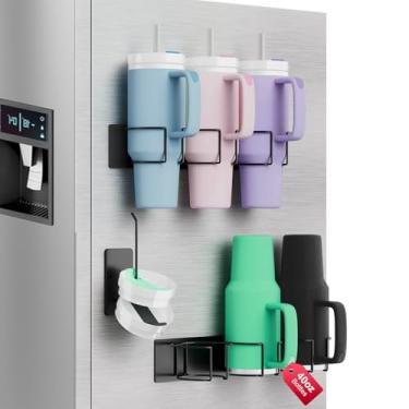 Imagem de ABABULI Suporte magnético Stanley para geladeira, suporte magnético de copo para geladeira, 2 peças de suporte magnético Stanley com organizador de tampa para copo Stanley de 1,134 g para cozinha