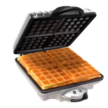 Imagem de Waffle Maker Philco PWM03 4 Waffles Chapa Antiaderente 110V