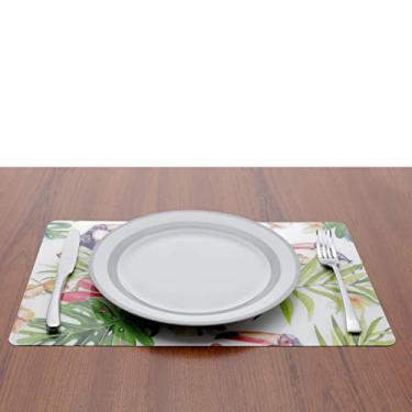 Imagem de LUGAR AMERICANO DE PLÁSTICO ARARA AZUL E TUCANO 43,5x28,5cm