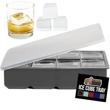 Imagem de Gorilla Grip Bandeja grande de silicone para cubos de gelo, tampa empilhável resistente a vazamentos, molde para freezer de fácil liberação para cubos quadrados grandes, derretimento lento em bebidas,
