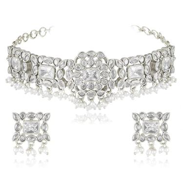 Imagem de Aheli Conjunto de brincos de colar étnico cravejado de cristais brancos de prata oxidada e joias modernas para mulheres