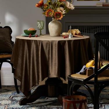 Imagem de OMMATO Toalha de mesa quadrada de veludo marrom francesa luxuosa sólida vintage retrô fazenda rústica toalha de mesa lavável para festa, cozinha, sala de jantar, decoração de mesa, 132 x 132 cm