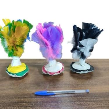 Imagem de Kit Com 3 Petecas Artesanais Penas Tingidas 17x11cm 31g COD1