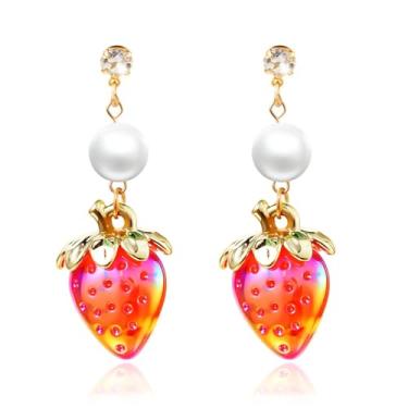 Imagem de LKingel Brincos de morango para mulheres, elegante, com laço de pérola, morango, acrílico, folha verde, morangos, brincos de frutas, joias modernas, presente para mulheres, Large, Acrílico, Sem pedra