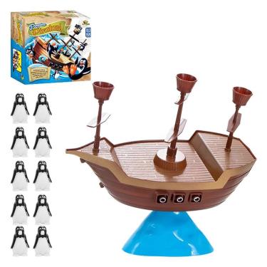 Imagem de Brinque Infantil Pinguins Piratas Com Barco Quem Será o Maior Equilibrista Dos Sete Mares