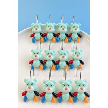 Imagem de YOINIUEM Conjunto de 12 ganchos de cortina de chuveiro de urso azul, design animal de resina fofo com braços coloridos para banheiro infantil, anéis decorativos de cortina de chuveiro de desenho