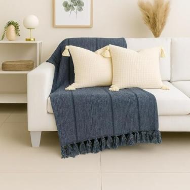 Imagem de Manta Capa para Sofá Gigante XGG 240x180 cm - 100% Algodão, Com Franjas, Proteção e Decoração Luxuosa para Sofá de Casal ou 3 Lugares (Chumbo com listrado preto)