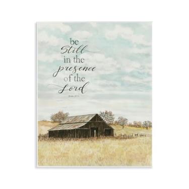 Imagem de Stupell Industries Be Still Countryside Barn Wall Plaque Art, design por Cindy Jacobs, 14 x 11