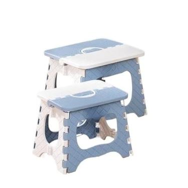 Imagem de Cadeira Dobrável de Plástico Resistente - Banco Multiuso com Alça para Uso Doméstico