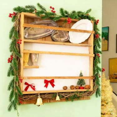 Imagem de Guirlanda de frutas silvestres de Natal para porta da frente com agulhas de pinheiro e detalhes em estilo bengala doce para parede de quarto, 1 peça (verde escuro)