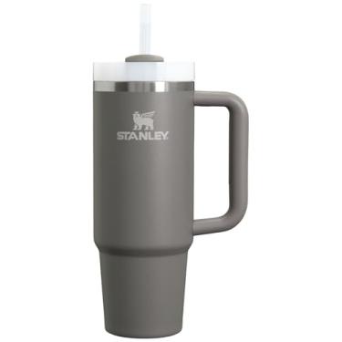 Imagem de STANLEY Copo Quencher H2.0 com alça e canudo 850 g | Tampa Flowstate de 3 posições | Suporte de copo compatível para viagens | Copo de aço inoxidável isolado | Sem BPA | Pedra