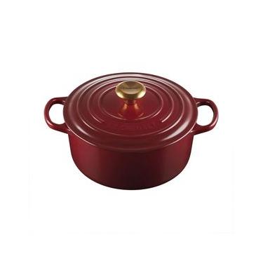 Imagem de Panela Redonda Signature 16 cm com Pegador Dourado cor Vermelho Ameixa Rhone Le Creuset