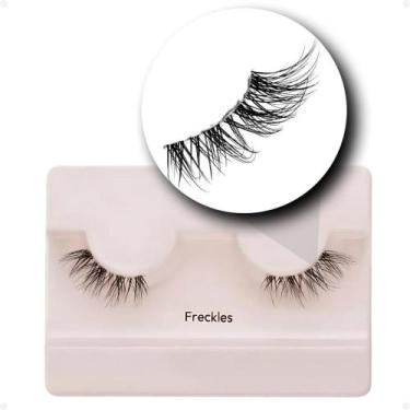 Imagem de Cílios Postiços Kiss New York The New Natural Freckles Metadinha NNH02