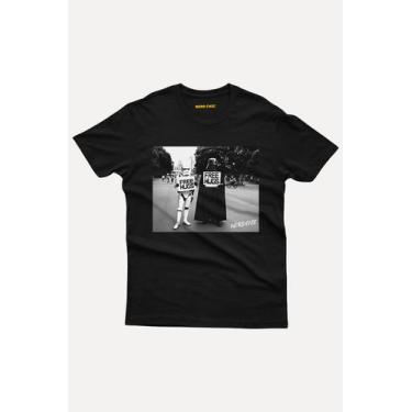 Imagem de Camiseta Geek - Free Hugs Vader by Nerd Chic Moda Geek, M, Preto