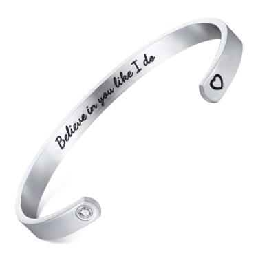 Imagem de Pulseiras inspiradoras para presente de formatura 2024 - Classe de 2024, pulseiras para ela, mestres do ensino médio, joias de pós-graduação para mulheres, filha, neta, amiga, com cartão de presente,