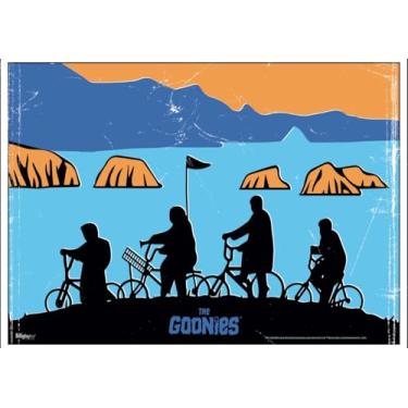 Imagem de MIGHTYPRINT Arte de parede The Goonies – Litoral – 61.0 cm x 43.2 cm – Oficialmente licenciada colecionável – Ideal para presentear e colecionar