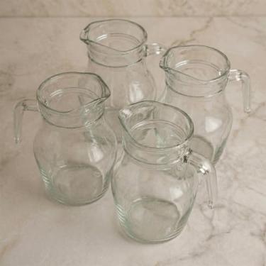 Imagem de Jogo 4 Jarras De Vidro 810ml Para Agua E Suco Cozinha Pratica Material Resistente Facil Limpeza Transparente Nao Pega Cheiro Design Classico