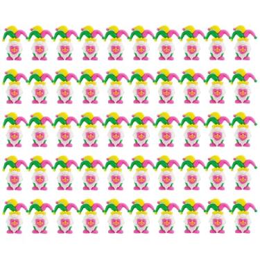 Imagem de JHJEWH 50 peças mini estatuetas de gnomos de carnaval minúsculos enfeites de gnomo de borracha em miniatura, chapéu de palhaço verde dourado roxo decorações de esconde-esconde e mantas de carnaval