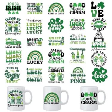 Imagem de Adesivos UV DTF Dia de São Patrício - 25 envoltórios de copo UV DTF verde trevo da sorte para vidro de 473 ml, adesivos de transferência de gnomos fofos para decoração de garrafa de água DIY caneca de