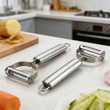 Imagem de Descascador de vegetais multifuncional, lâmina afiada de aço inoxidável com alça ergonômica, design durável e fácil de limpar, para batatas, cenouras, maçãs, bananas, pepinos, utensílios essenciais de