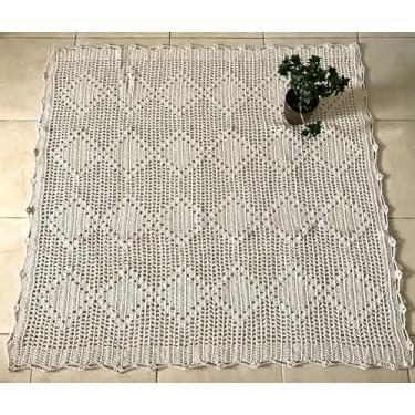 Imagem de Tapetão Grande Retangular em Crochê (Crú)