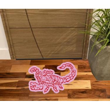 Imagem de Tapete escorpião rosa, decorativo e muito resistente. - ZAP TAPETES