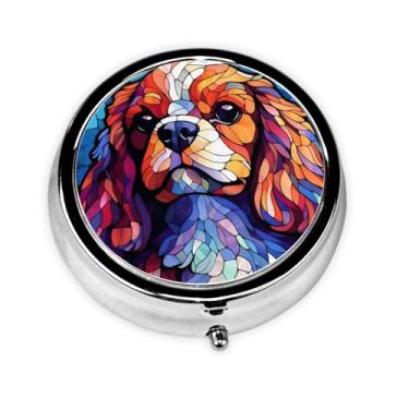 Imagem de King Charles Cavalier Caixa redonda de arte em vidro manchado de raça de cachorro para pílulas, caixa de 3 compartimentos para pílulas, mini bolsa decorativa de bolso, suporte para tablet de medicina
