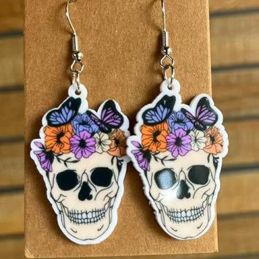 Imagem de Brincos de Halloween para mulheres: Brincos pendentes de gota com design de abóbora e fantasma sorridente, perfeitos para roupas de Halloween e acessórios de bijuteria, Small, Acrílico, Sem pedra