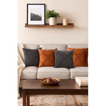 Imagem de Kit 04 Almofadas Cheias em Suede Drapeada 45x45cm Decorativas Sala Quarto Sofá(2 Terracota 2 Cinza)