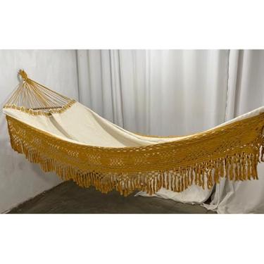 Imagem de Rede De Descanso Dormir 4,5 Toda Reforçada Até 350kg Bucho De Boi Toda Artesanal(Bege Dubai)