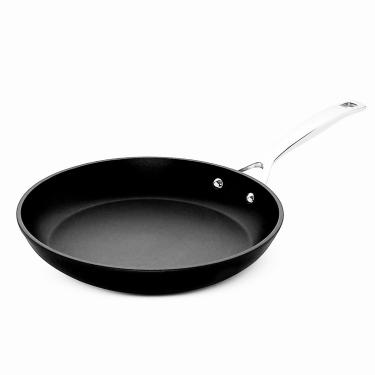 Imagem de Frigideira Rasa Tns Pro Stick 24 cm 4X Mais Forte Le Creuset