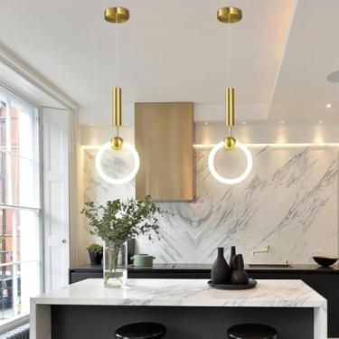 Imagem de Luminária pendente de metal para sala de jantar, lustre moderno com globo dourado, estilo nórdico, luminária de teto suspensa com cúpula de vidro branco para quarto, corredor e escada.