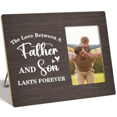 Imagem de OTINGQD Porta-retrato de pai, presente para pai do filho, presente de aniversário de Natal para papai, presente de aniversário para papai, moldura de madeira The Love Between a Father and Son Lasts