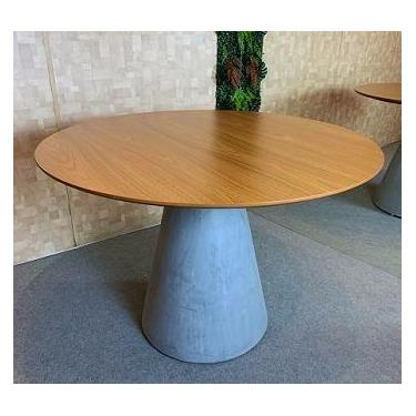 Imagem de Mesa de Jantar Cone Cimento Rústico 130 cm Tampo Freijó - Personal Mov