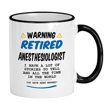 Imagem de Casitika Presentes engraçados de anestesiologistas aposentados. Caneca de café médica de 325 ml. Copo para colega de trabalho médico aposentado.