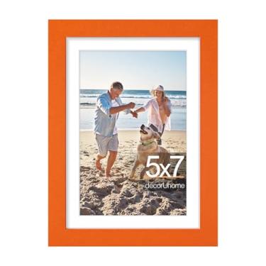 Imagem de decorUhome Porta-retrato 12 x 18 cm, exiba fotos 10 x 6 com tapete ou 13 x 18 cm, moldura de madeira projetada com acrílico para exibição de parede e mesa, laranja, conjunto com 1