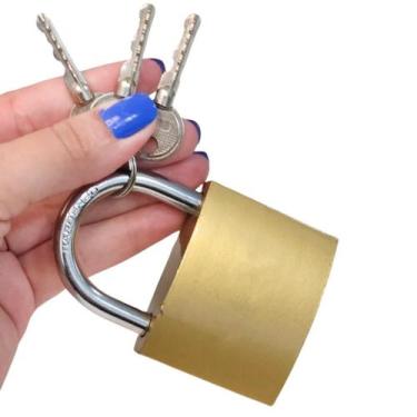 Imagem de Cadeado Proteção Antifurto Com 3 Chaves Tetra Para Portões De Latão 50