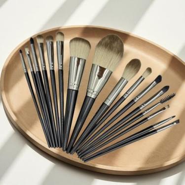 Imagem de Conjunto de pincéis de maquiagem profissional de 16 peças | Cerdas macias para pó, blush, base, sombra, corretivo e sobrancelhas, kit completo de pincéis cosméticos 14