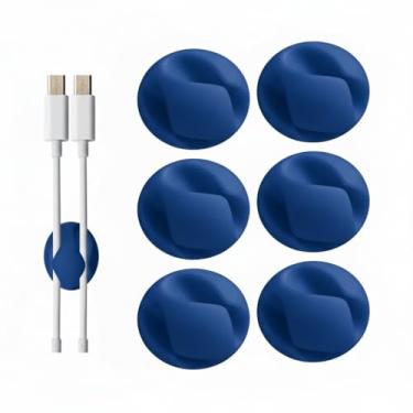 Imagem de Pacote com 6 clipes de cabo, organizador de fios, suporte adesivo para gerenciamento de cabos, clipes para organizar mesa de cabeceira, carregador de telefone e carro
