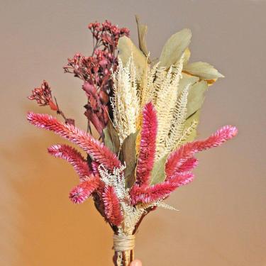 Imagem de Buquê de flores desidratadas flores rabo de gato rosa