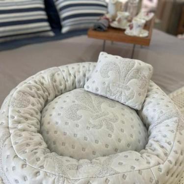 Imagem de Caminha Pet Luxo Dubai Cinza - Malha Jacquard - 50x50cm - Tamanho P - 