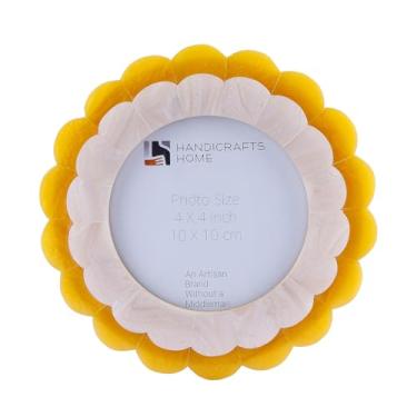 Imagem de Handicrafts Home Porta-retrato de 10 x 10 cm – incrustação de pétalas douradas recortadas em resina – Moldura redonda decorativa feita à mão para decoração de berçário para mesa ou prateleira