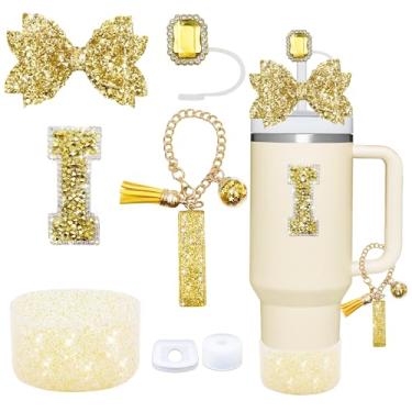 Imagem de Conjunto de acessórios de copo dourado de 7 peças para copo Stanley de 850 g/1,134 g, inclui tampa de canudo de joias, tampa à prova de derramamento, decorações de iniciais, pingente de alça, bota de