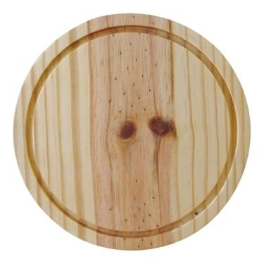Imagem de Tábua para Servir em Madeira de Pinus Natural Maciço - Redonda com Óleo Mineral Cor:PINUS NATURAL;Tamanho:22x22 CM