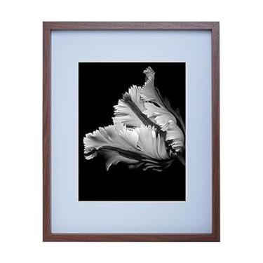 Imagem de Mikasa Moldura Walnut Gallery, exibe foto de 28 x 35 cm com tapete e foto de 40 x 50 cm sem tapete