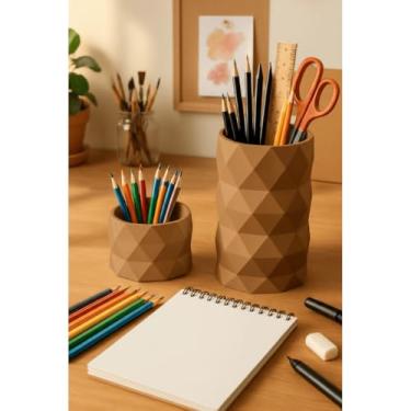 Imagem de Organizador 3D Geométrico Porta Caneta Lápis Clips e Suporte Celular para Escritório Home Office (Marrom,Porta Canetas/Clipes)