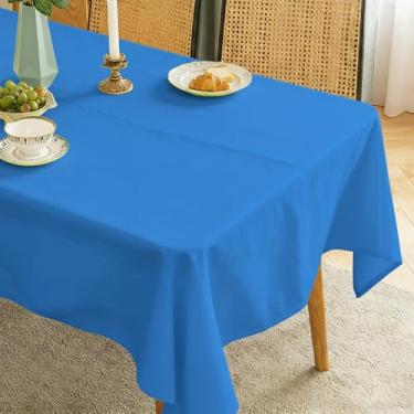 Imagem de Pacote com 2 panos de mesa de plástico premium descartáveis de plástico à prova d'água para festas, piqueniques de formatura (azul escuro)