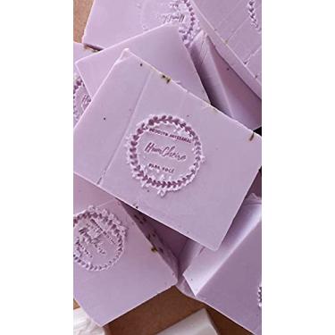 Imagem de Kit 3 Sabonetes Artesanais de Lavanda - Ação antisséptica - Ação anti-inflamatória - Cicatrizante - Ação Calmante - Propriedades relaxantes - 100 gramas cada sabonete