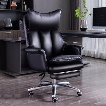 Imagem de Cadeira executiva grande e alta Cadeira ergonômica de couro PU com apoio lombar Cadeira de mesa de escritório com apoio para os pés Poltrona larga e grossa Cadeira Boss com encosto ajustável